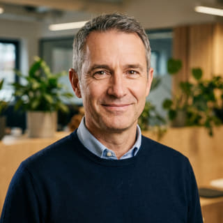 James Mitchell, Director Ejecutivo de Crecimazura